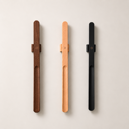 Long-Handle Magnetic Shoehorn